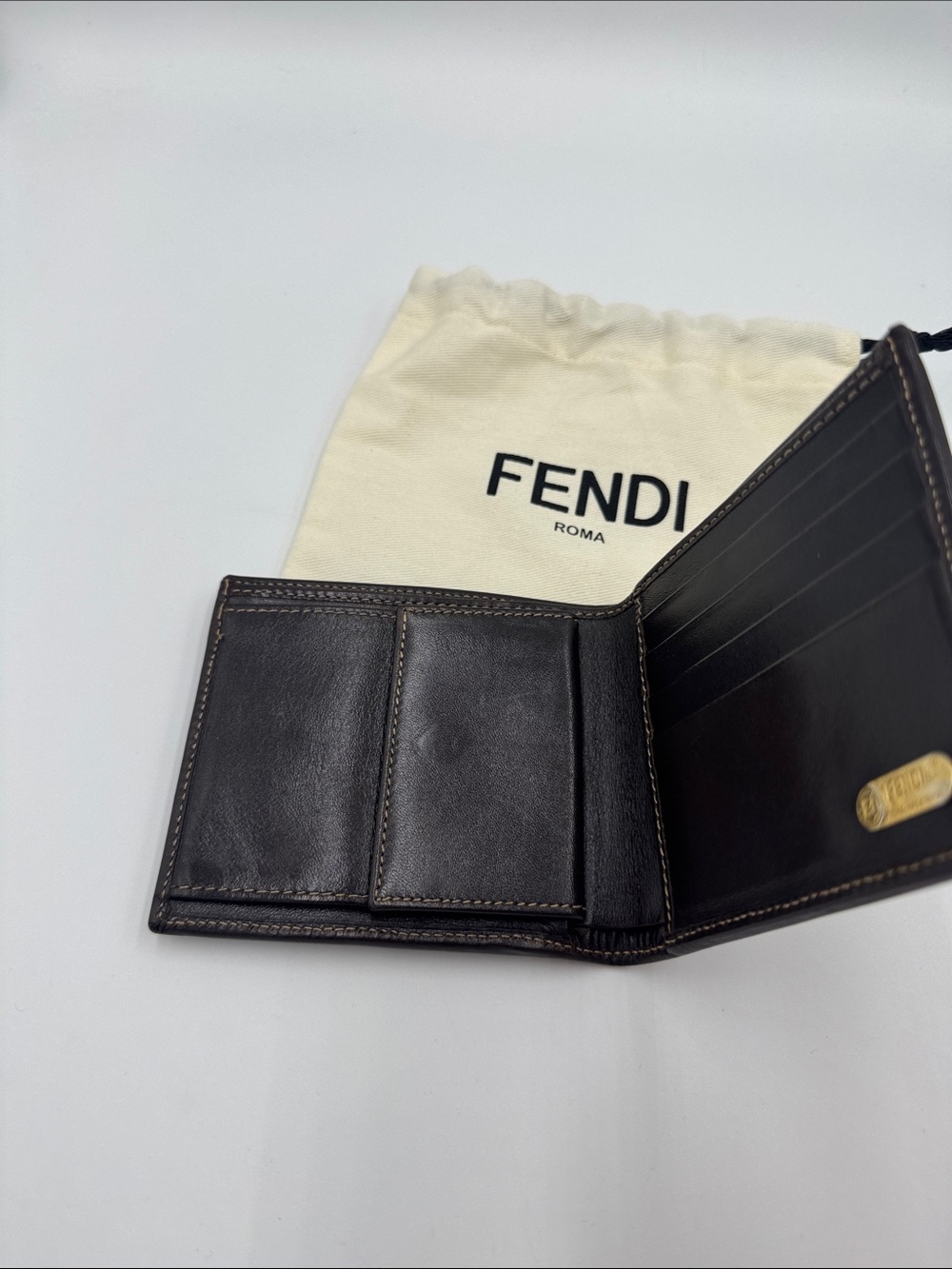 Fendi Men’s Zucca Logo Wallet w/ Dust Bag - Picture 2 of 10